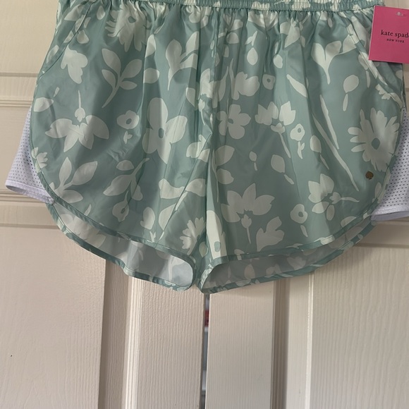 Nwt Kate spade athlete splash mesh inset shorts medium - Picture 4 of 14